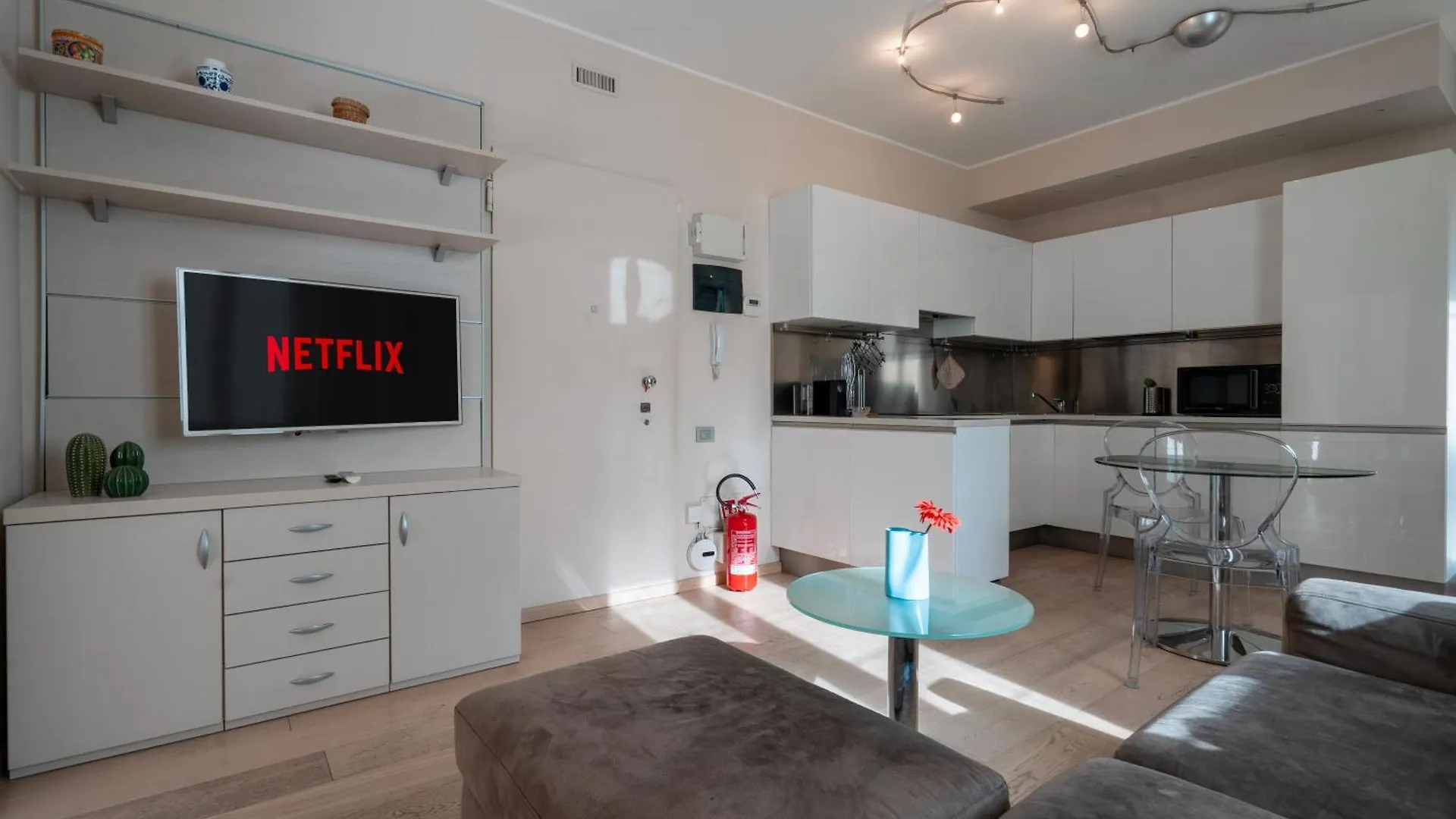 Repubblica Premium Apartment Μιλάνο 0*,